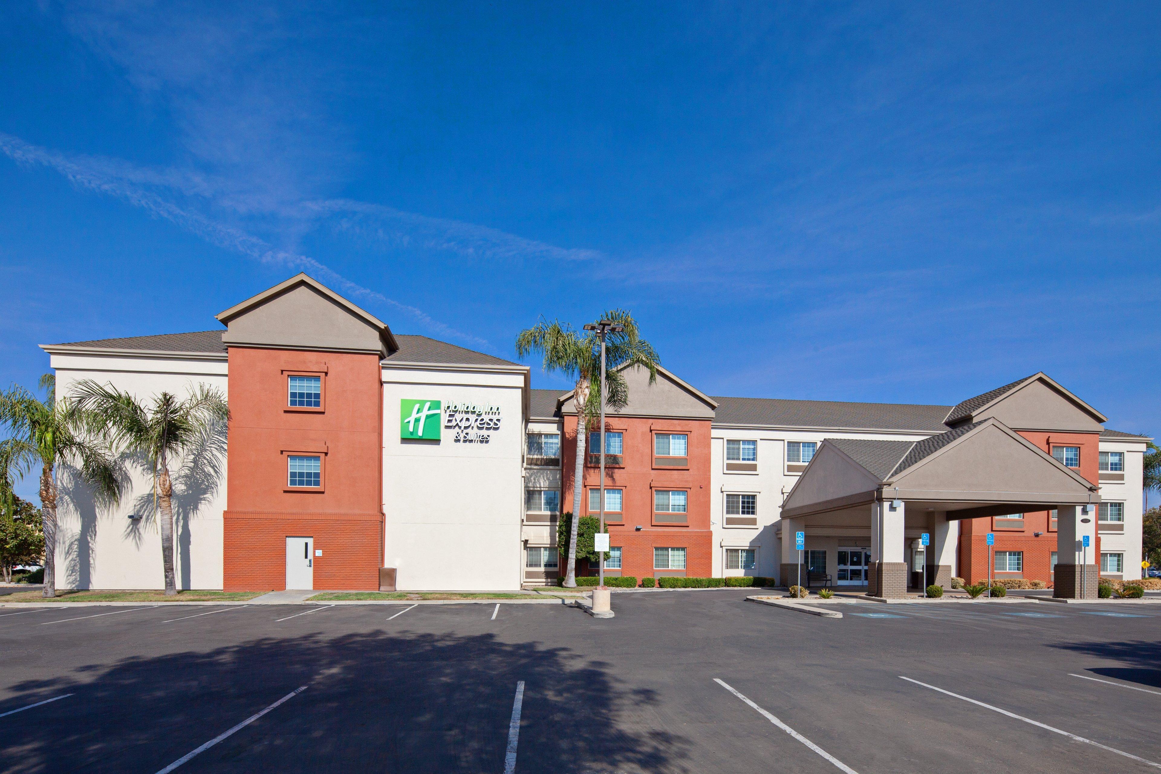 Holiday Inn Express & Suites - Tulare By Ihg Exteriér fotografie